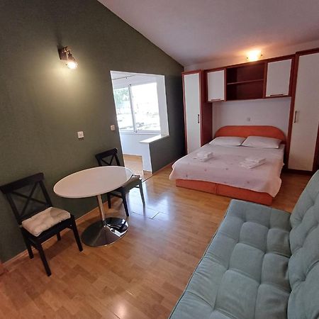 Apartmani Miki Подгора Екстер'єр фото
