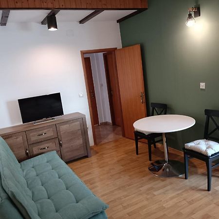 Apartmani Miki Подгора Екстер'єр фото