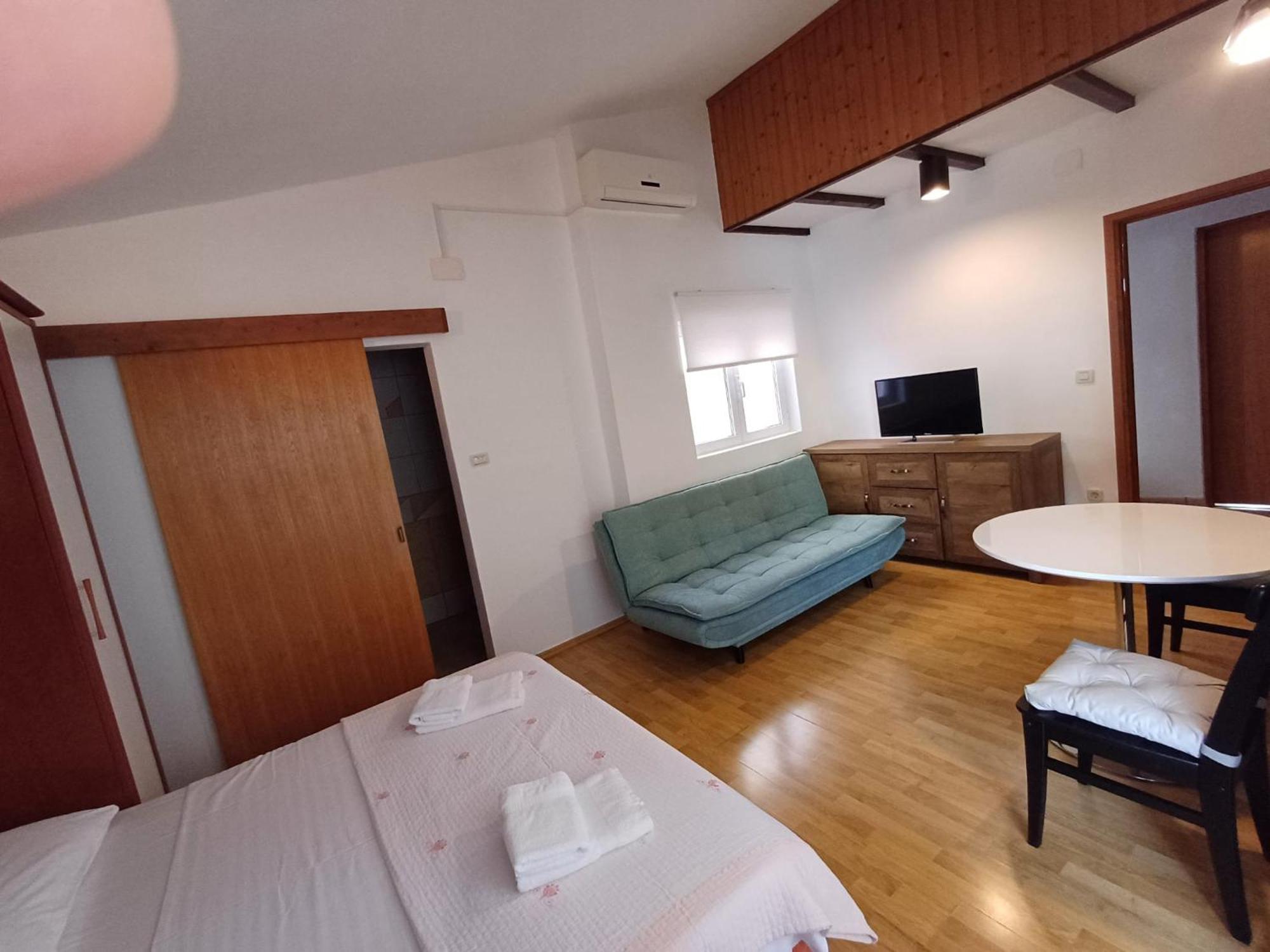 Apartmani Miki Подгора Екстер'єр фото